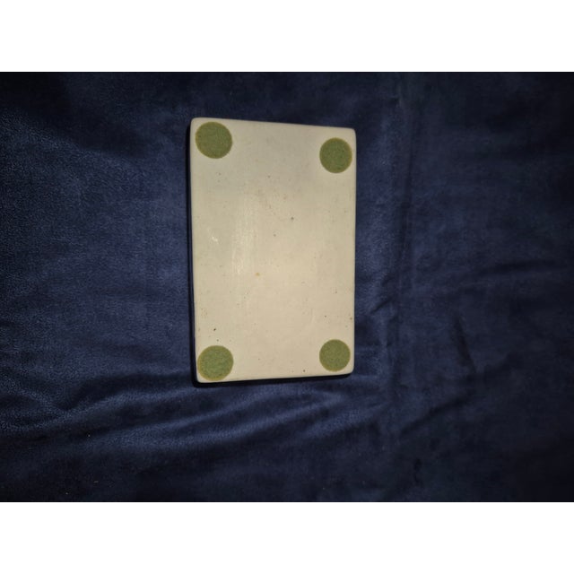 Chinese Mid 20th Century Chinese Blue and White Porcelain Rectangular Lidded Box Fd For Sale - Image 3 of 4