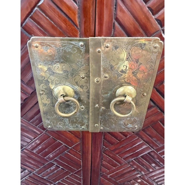 Chinoiserie Vintage Maitland and Glascoe Style Chinoiserie Parquet Bamboo Bar Cabinet For Sale - Image 3 of 6