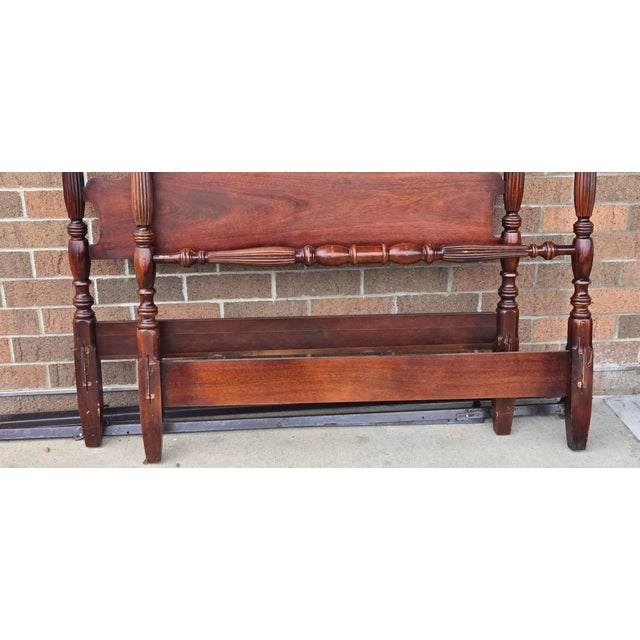 Vintage Solid Mahogany Twin Poster Bed With Headboard & Footboard – Colonial Style For Sale - Image 6 of 12
