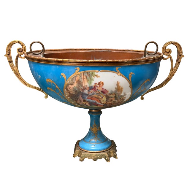 1900 - 1909 Sevres Style Porcelain Centerpiece Bowl With Gilt Bronze Mounts For Sale - Image 5 of 5