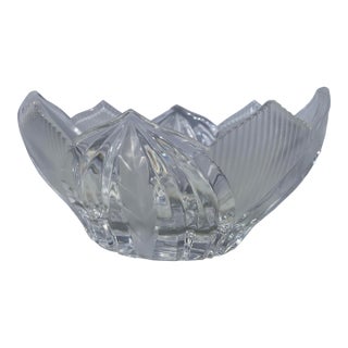 1920s Ard Deco Etched Cut Glass Candy Dish Tulip Flower For Sale