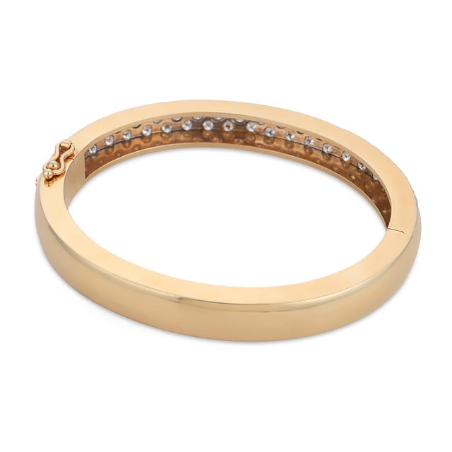 Vintage 2.30 Carat Diamond 14k Yellow Gold Bangle Bracelet For Sale - Image 4 of 6