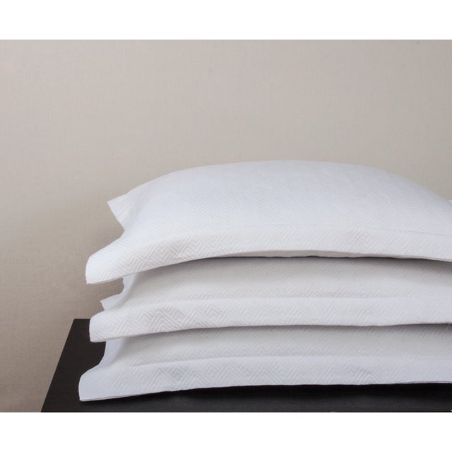 Textile Paloma Queen Cotton Coverlet Set, White, 3 Pieces For Sale - Image 7 of 8
