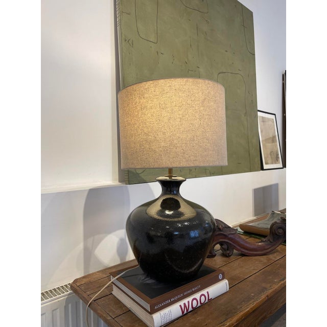 1960s Lava Glaze Ceramic Table Lamp, Sculptural Mid Century Modern Statement For Sale - Image 6 of 8