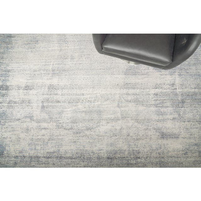 Exquisite Rugs Exquisite Rugs Fine Pure Silk Hand-Knotted Silk White/Blue Rug-10'X14' For Sale - Image 4 of 5