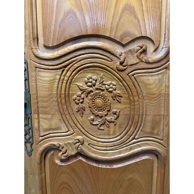 Brown Henredon “Four Centuries” Carved Oak Armoire For Sale - Image 8 of 12