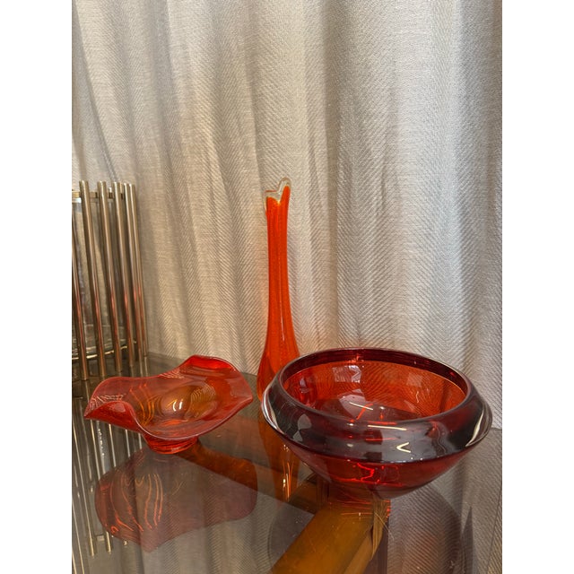 Hollywood Regency Hollywood Regency Era Art Glass Decorative Object, S/3 For Sale - Image 3 of 7