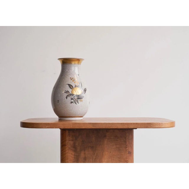 Shellfish Vase in Craquelé and Gold by Thorkild Olsen for Royal Copenhagen, 1920s For Sale - Image 3 of 10