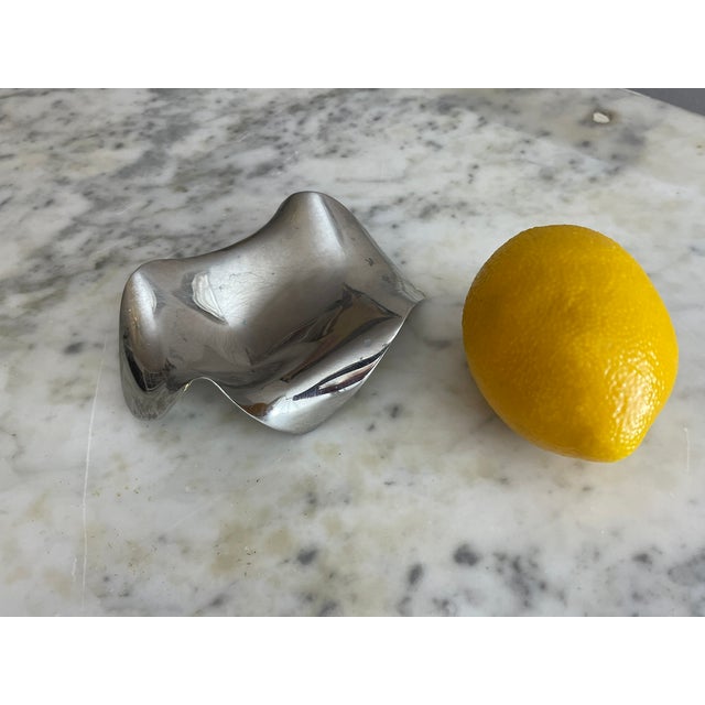 A striking example of Italian functionalism, the Blip spoon rest is a celebrated collaboration between designer Paolo...