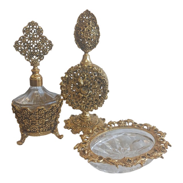 1960s Stylebuilt n.y. 24k Gold-Plated Vanity Suite - 3 Pieces For Sale