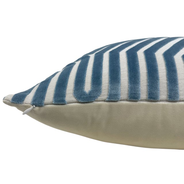 Vanderbilt Velvet Pillow Cover in Marine Blue, 22x22 Pillow For Sale - Image 4 of 5