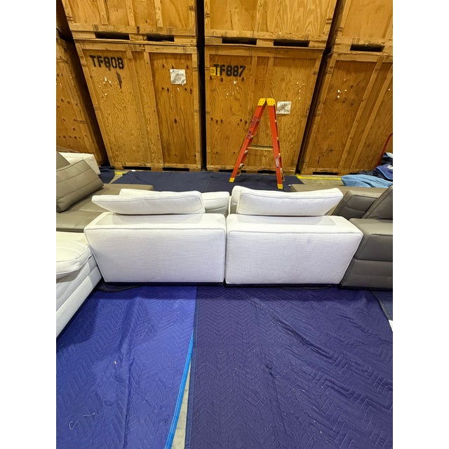 Minotti Lawrence Seating System For Sale - Image 17 of 18