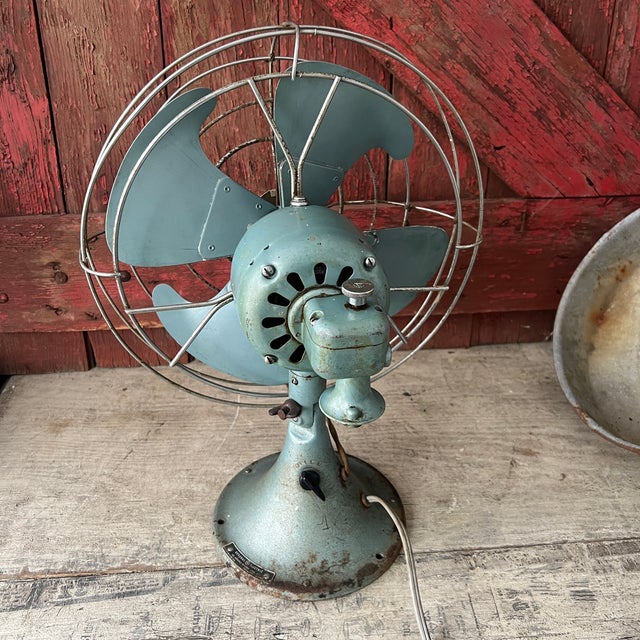 Vintage General Electric 12" Oscillating Desk Fan Model Fm12v43 Functional For Sale - Image 12 of 16