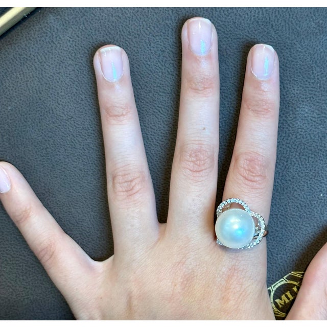 14MM Round White South Sea Pearl & Diamond Heart Ring , 18 K White Gold, Vintage For Sale - Image 14 of 18