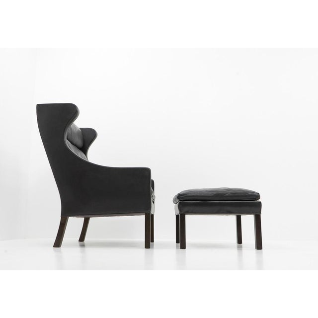 Set of Black Leather Wingchair and Ottoman by Borge Mogensen for Fredericia, 1960s For Sale - Image 17 of 17