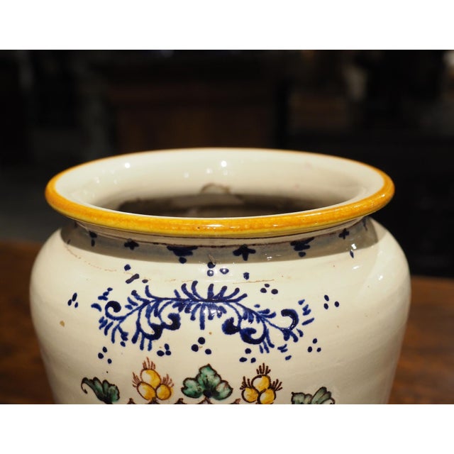 Antique Lidded Italian Apothecary Jar With Rampant Lions Coat of Arms, 19th C. For Sale - Image 4 of 12