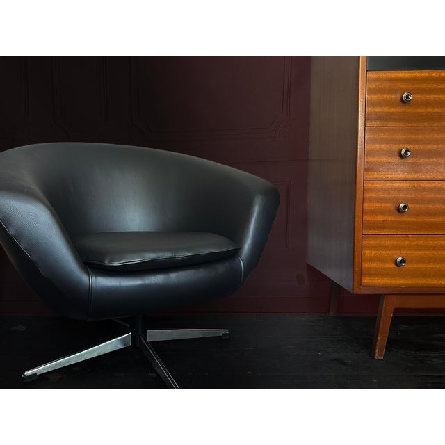 Vintage Swedish Pod Swivel Chair, 1960s For Sale - Image 16 of 17