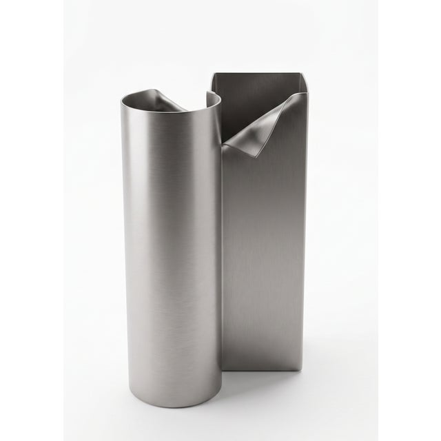 Contemporary Phil Miller Vase by Dario Nasuti For Sale - Image 3 of 8