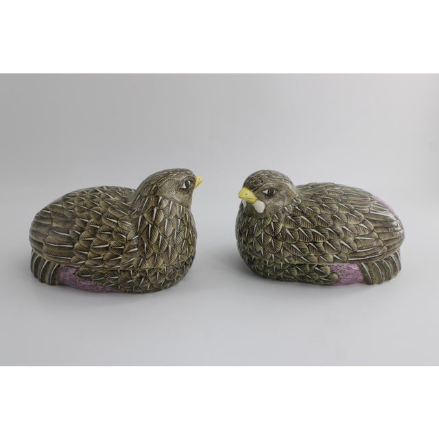 Vintage Neiman Marcus Pair of Chinoiserie Porcelain Quail Boxes, MCM For Sale In Dallas - Image 6 of 11