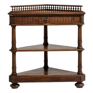 19th Century Oak Corner Étagère in Original Patina For Sale