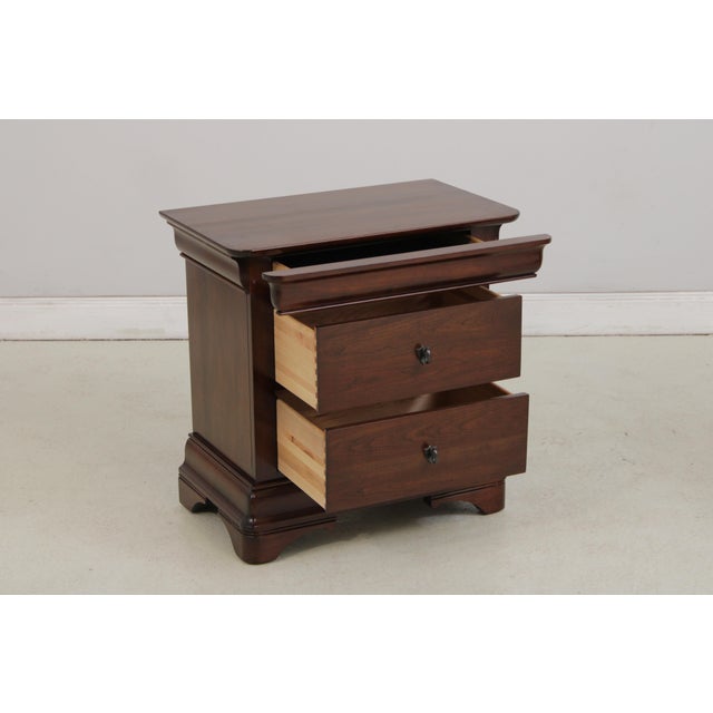 1990s Pair of Nichols & Stone Stickley Cherry 3 Drawer Nightstands For Sale - Image 5 of 16