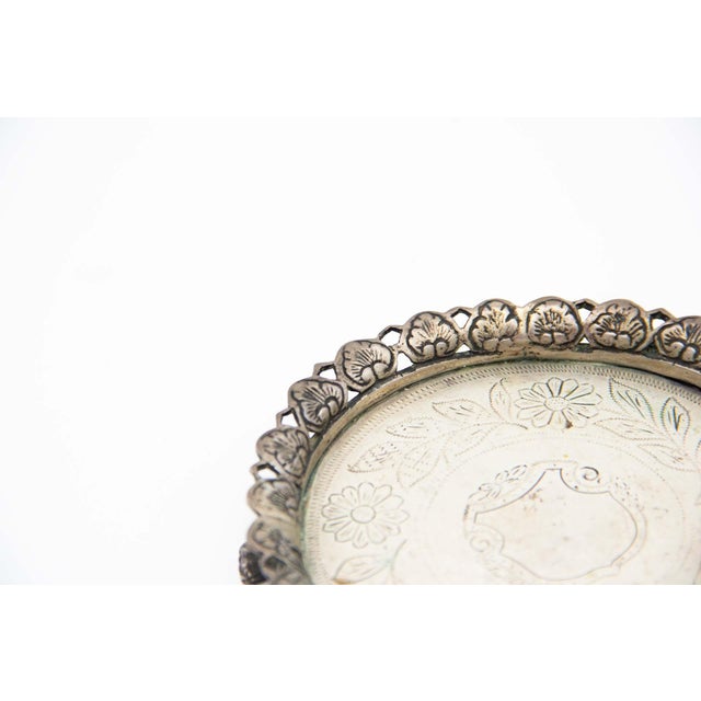 Silver Ring Holder with Grid and Three Support Points, in Very Good conditions. Designed before 1890 This piece has an...