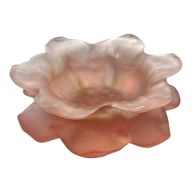 Dorothy Thorpe Resin Frosted Pink Flower Catchall For Sale