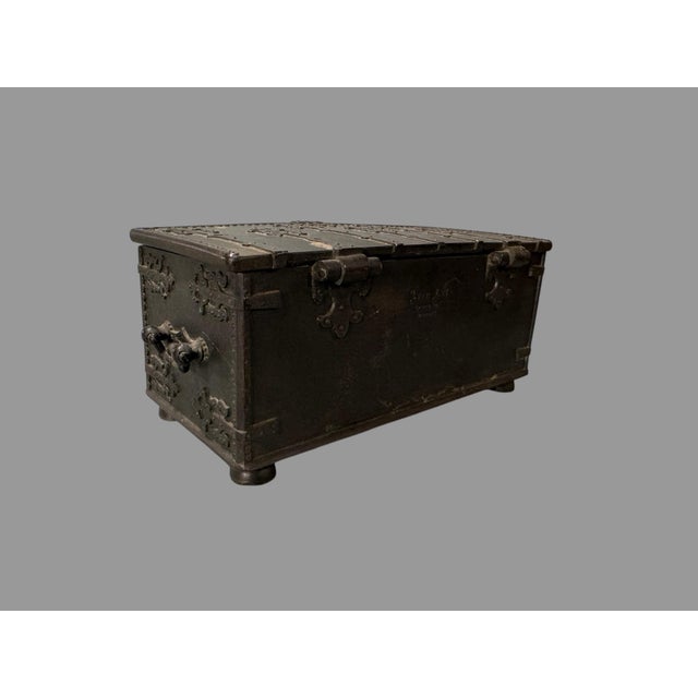 Metal Vintage Iron Art Denmark Cast Metal Chest Battle of Lyndanisse in 1219 For Sale - Image 7 of 11