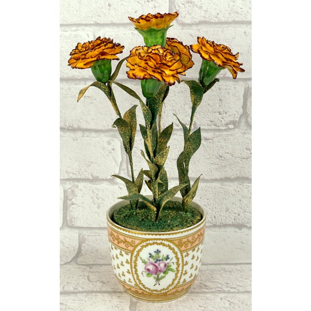 Orange Bouquet of French Marigolds by Didier Gardillou – Contempory – 18th-Century Paris Porcelain Pot – À La Reine Manufactory For Sale - Image 8 of 8