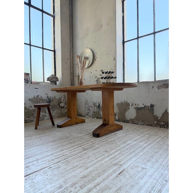 Brutalist Oval Table in Pine, 1950 For Sale - Image 16 of 18