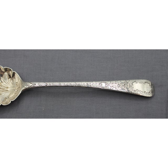 English 1802-1804 George III Period Pair of Sterling Silver Serving Spoons For Sale - Image 3 of 6