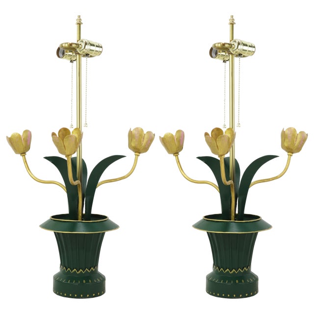 Art Deco A Pair of Vintage Brunschwig & Fils Green Tole Flower Table Lamps For Sale - Image 3 of 15