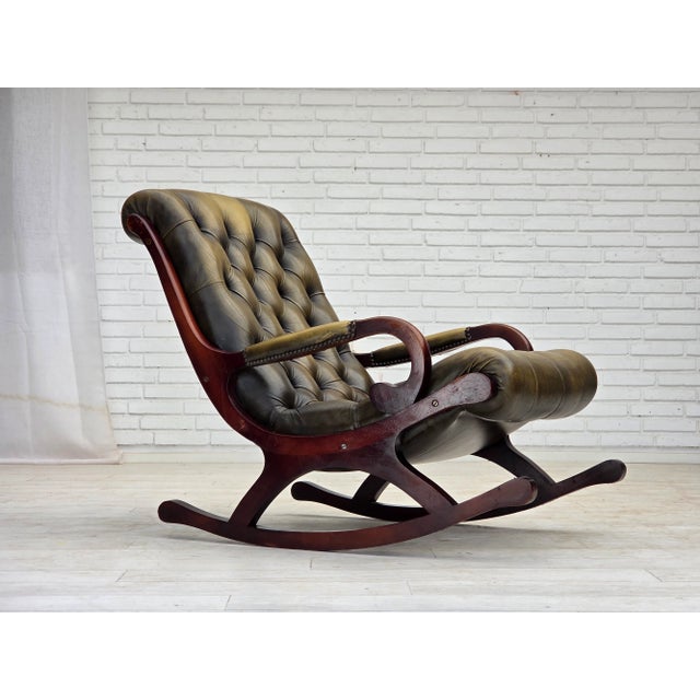 Chesterfield Rocking Chair in Green Leather and Teak, 1950s For Sale - Image 17 of 17