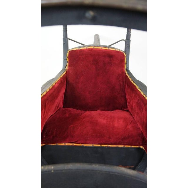 Black Sedan Chair Carriage, Late 19th Century For Sale - Image 8 of 17