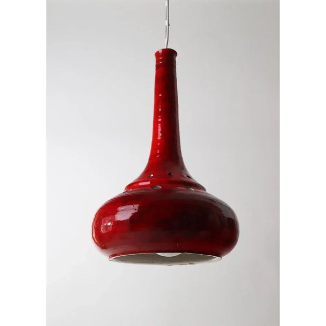 Large Mid-Century Red Pottery Pendant Lamp, 1970s, in Very Good conditions. Designed 1970 to 1979 Up to 250V (Europe/UK...