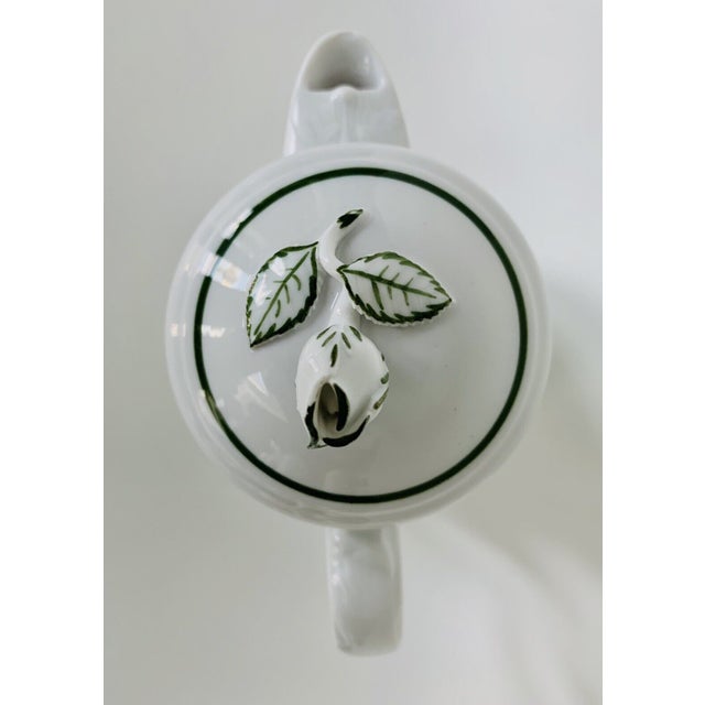 White 1930s Meissen Green Ivy Vine Individual Coffee Tea Pot For Sale - Image 8 of 8