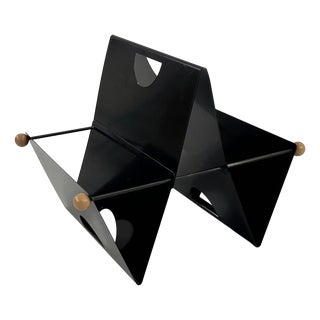 Postmodern Black Magazine Rack in Metal, 1980s For Sale