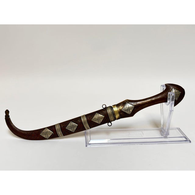 Moroccan Dagger Brass and Silver Decorative Collector Khoumya For Sale - Image 14 of 18