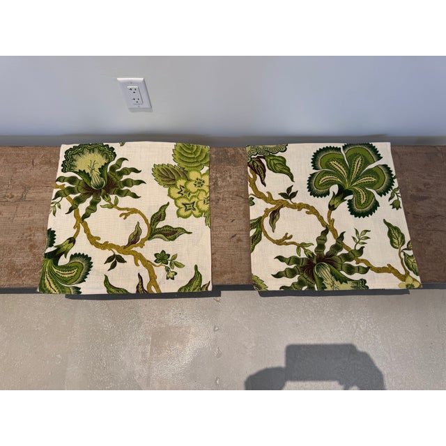 Transitional 20 X 20 Schumacher Celerie Kemble Hot House Flowers Linen Pillow For Sale - Image 3 of 4