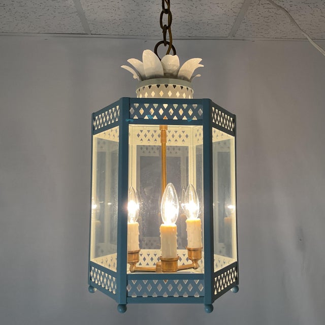 Colleen and Company SaraFina Lantern For Sale - Image 4 of 14