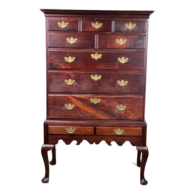 Antique Queen Anne Walnut Chest on Frame With Drake Feet Probably Irish C. Late 18th Century For Sale