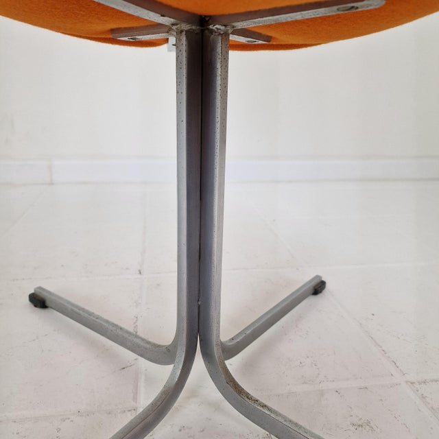 Little Tulip Armchair by Pierre Paulin for Artifort, 1970s For Sale - Image 16 of 18