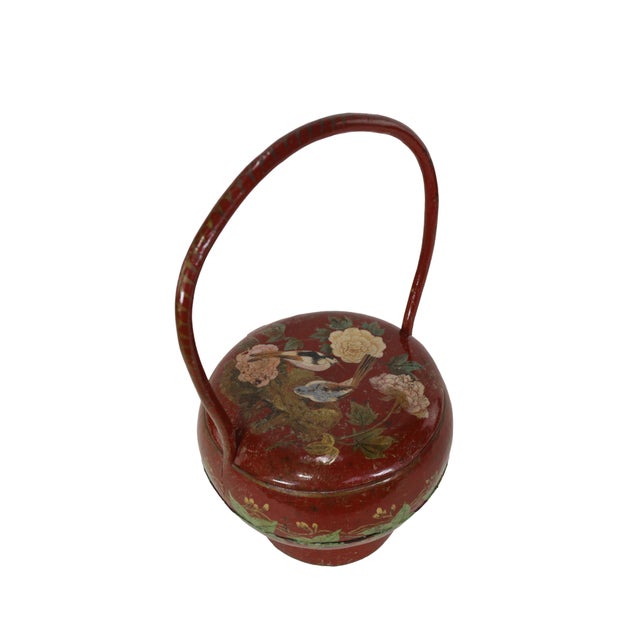 Chinese Antique Chinese-Style Lacquer Bucket With Gilded Decoration For Sale - Image 3 of 8