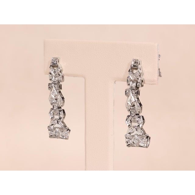 Contemporary The Davinas: Ladies Antique Platinum and Diamond Dangler Earrings, 2 Pieces For Sale - Image 3 of 7