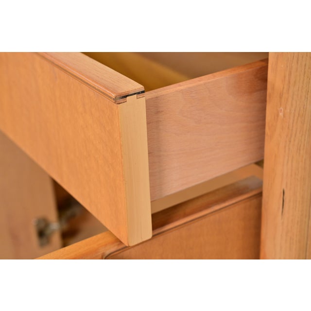 1980s Drexel Heritage Modern Art Deco Nightstands, Pair For Sale - Image 9 of 16