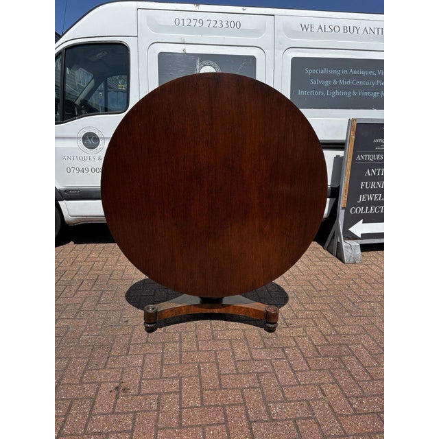 Hollywood Regency Regency Mahogany Mahogany Tilt Top Dining Table. For Sale - Image 3 of 16