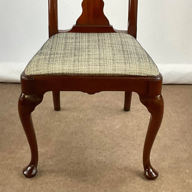 American 1980s Vintage Hollywood Regency Mahogany Queen Anne Side Chair For Sale - Image 3 of 11