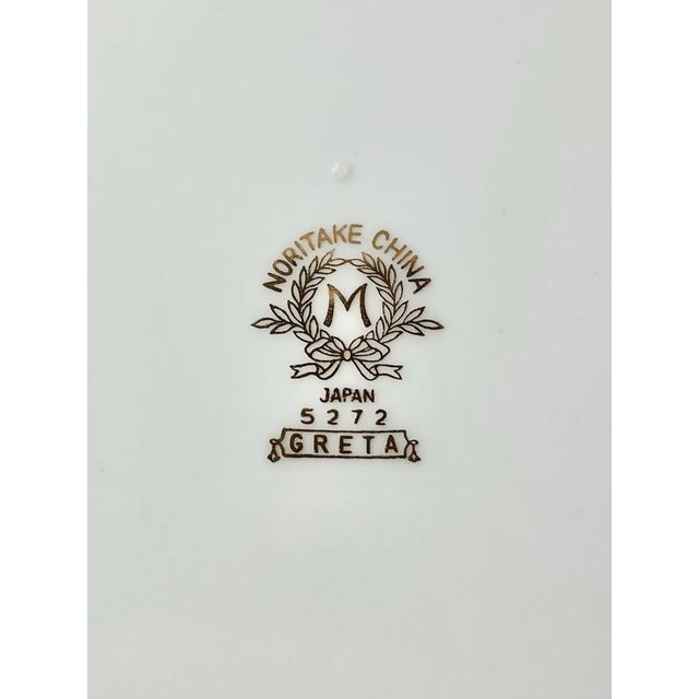 1950s Noritake “Greta” 30-Piece Bone China Dinnerware Set, Service for 6 For Sale In Dallas - Image 6 of 6