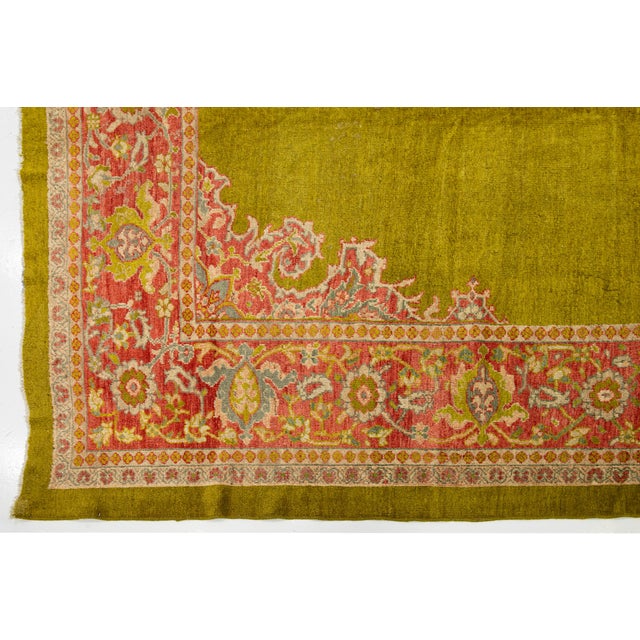 Antique Persian Mahal Wool Rug in Green Featuring a Center Motif For Sale In New York - Image 6 of 9