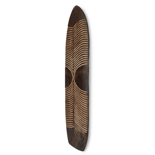 Tribal Vintage Chikondi Elongated Zulu Shield For Sale - Image 3 of 3